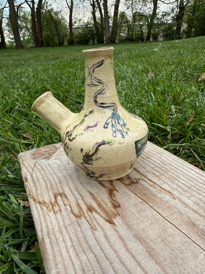 Hands & Thoughts Bong
