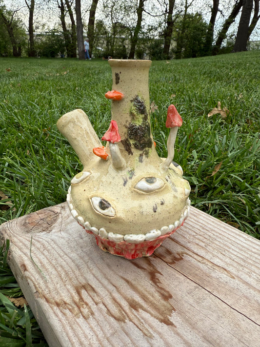 Monster Bong 2