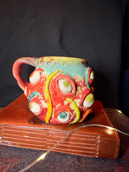 Tongue Hold Mug 2