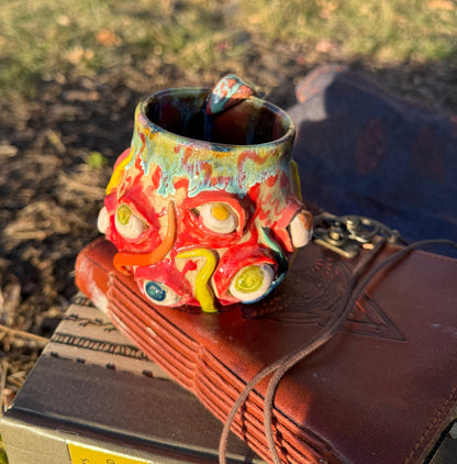 Tongue Hold Mug 3