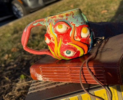Tongue Hold Mug 1
