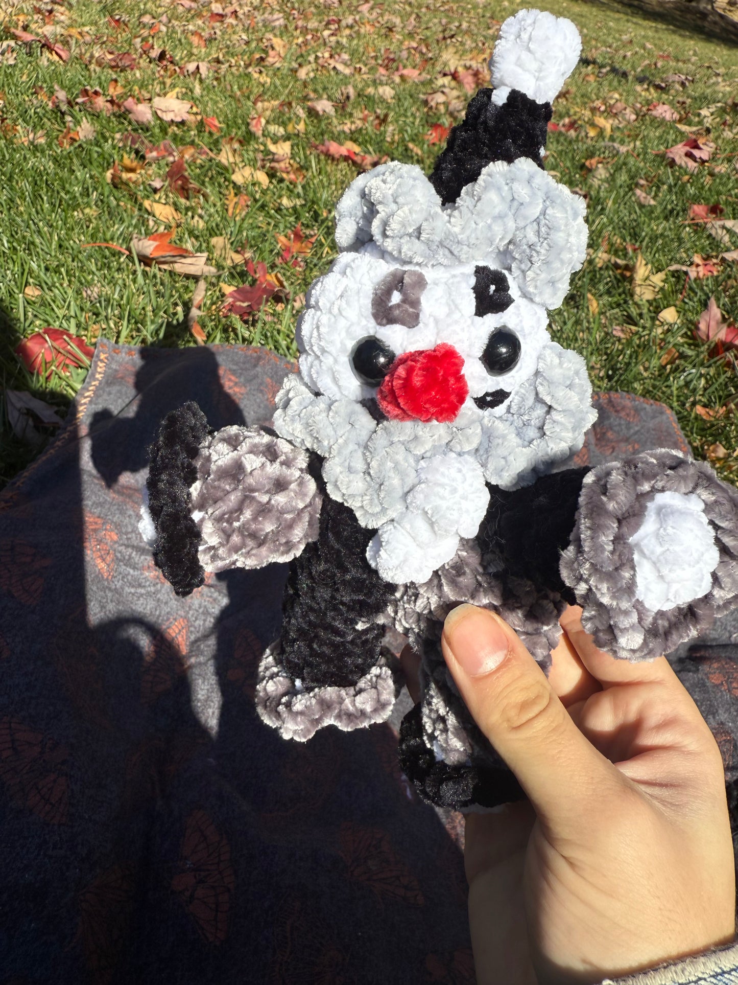 Small Velvet Clown